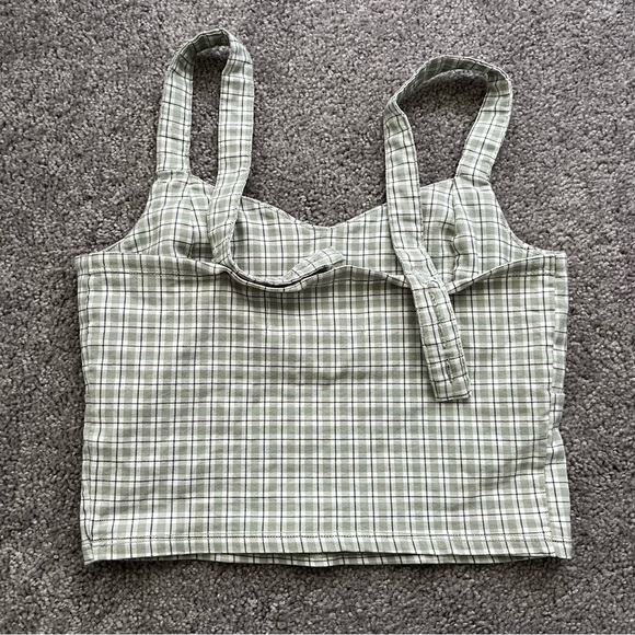 Hollister Cropped Tank - Picture 3 of 4